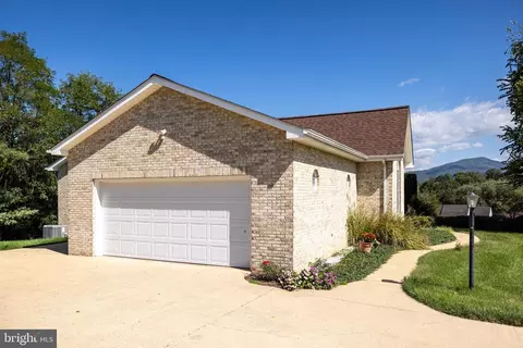 4 Constitution Ave, Luray, VA 22835 photo 45