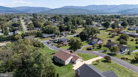 4 Constitution Ave, Luray, VA 22835 photo 60