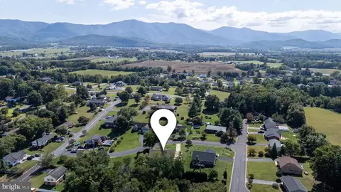 4 Constitution Ave, Luray, VA 22835 photo 66