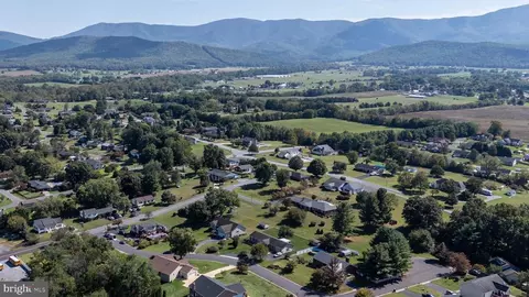 4 Constitution Ave, Luray, VA 22835 photo 68
