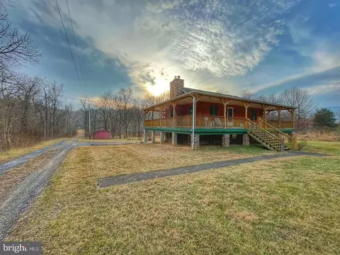 5532 Page Valley Rd, Luray, VA 22835