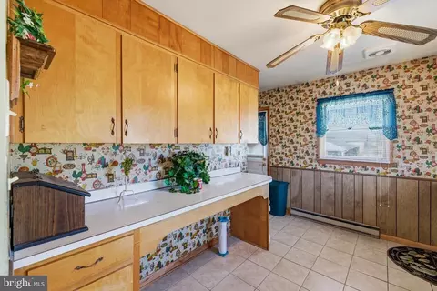 115 Sunset Dr, Stanley, VA 22851 photo 5