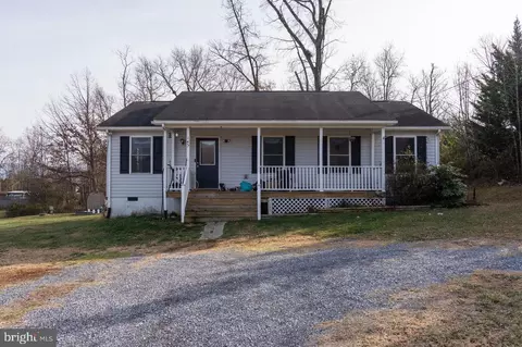 145 Hickory Dr, Luray, VA 22835