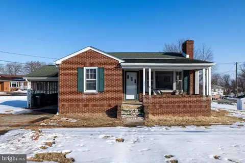 296 W Main St W, Stanley, VA 22851