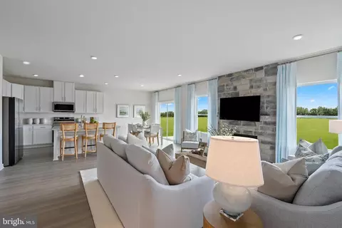 361 Caterpillar Dr, Luray, VA 22835