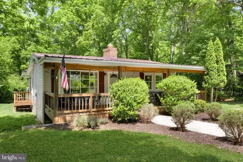 367 Riverview Dr, Luray, VA 22835