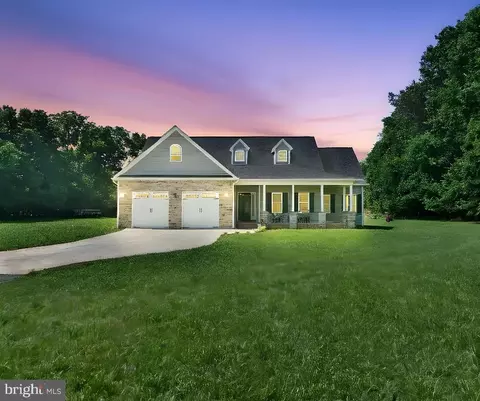 1835 Mill Creek Xrds, Luray, VA 22835