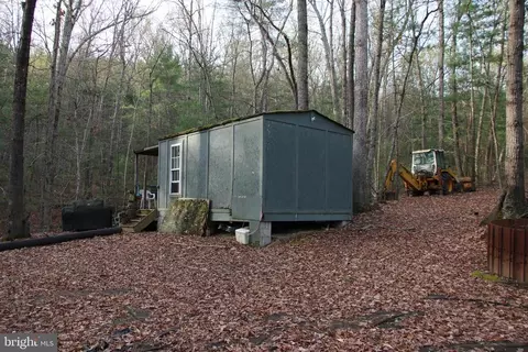 Valley Burg Rd, Luray, VA 22835