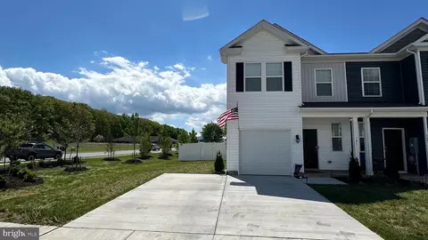 121 Caterpillar Dr, Luray, VA 22835