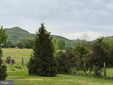 Leola Loop, Stanley, VA 22851 photo 4