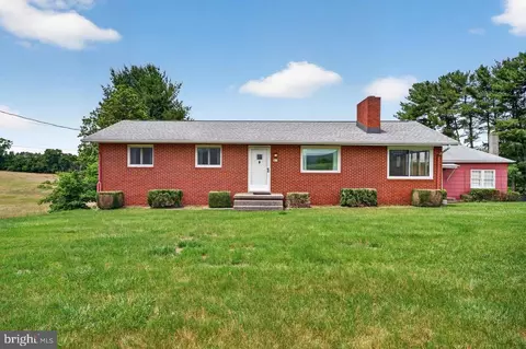 399 Whispering Hill Rd, Luray, VA 22835
