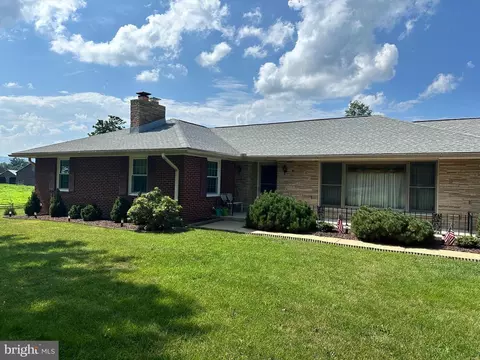 5 Eden Rd, Luray, VA 22835