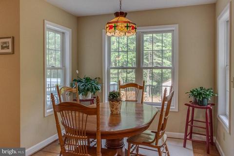 98 Richmond Rd, Castleton, VA 22716 photo 10