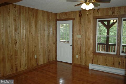 104 Mill Hill Rd, Huntly, VA 22640 photo 11