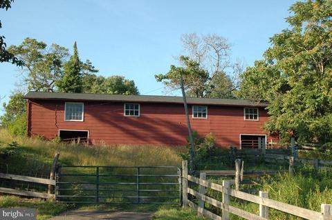 444 Scrabble Rd, Castleton, VA 22716 photo 16