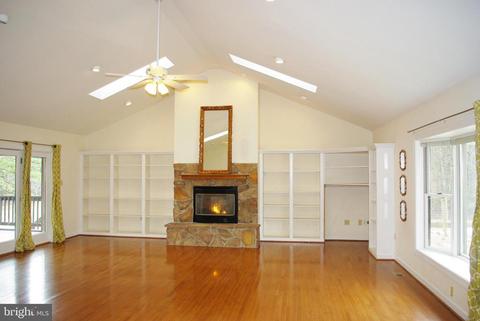 11 Gaschs Ln, Castleton, VA 22716 photo 6