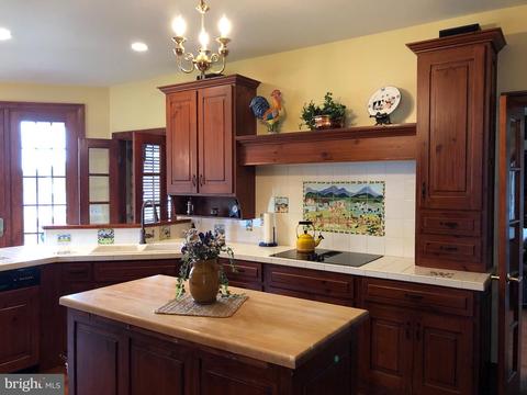 37 Ladybrook Ln, Washington, VA photo 12