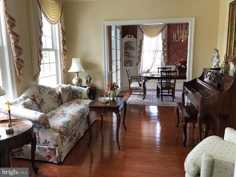 37 Ladybrook Ln, Washington, VA photo 11