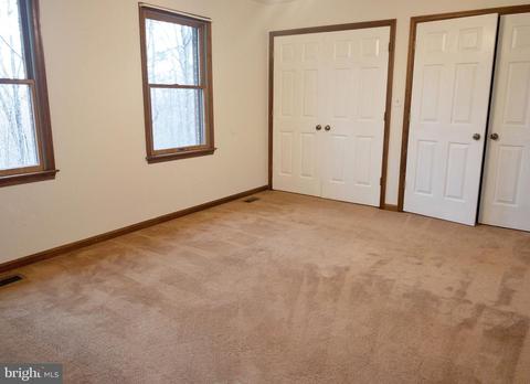 95 Castle Mountain Rd, Castleton, VA 22716 photo 9