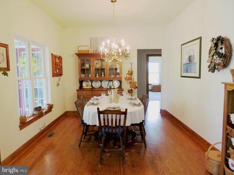794 Turkey Ridge Rd, Castleton, VA 22716 photo 12