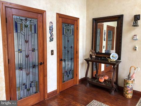 882 Scrabble Rd, Castleton, VA 22716 photo 1