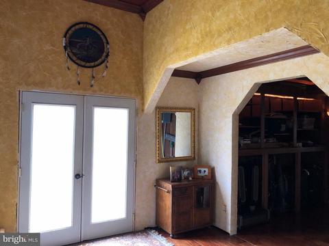 882 Scrabble Rd, Castleton, VA 22716 photo 16