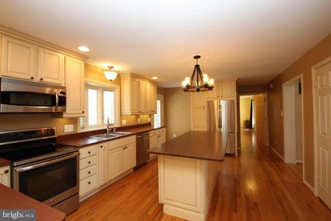 59 Harry Settle Rd, Castleton, VA 22716 photo 11