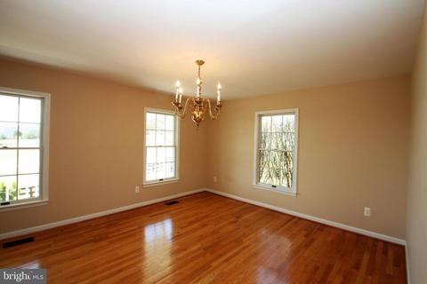 59 Harry Settle Rd, Castleton, VA 22716 photo 8