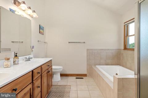 265 Castleton View Rd, Castleton, VA 22716 photo 19