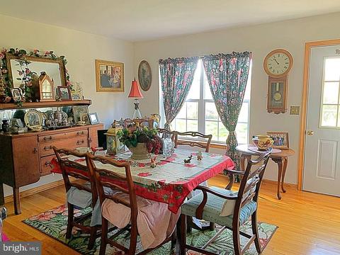 12233 Grindstone Rd, Boston, VA 22713 photo 2