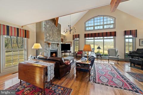 446 Round Hill Rd, Boston, VA 22713 photo 10