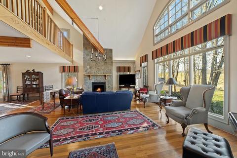 446 Round Hill Rd, Boston, VA 22713 photo 6