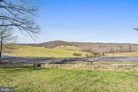 446 Round Hill Rd, Boston, VA 22713 photo 3