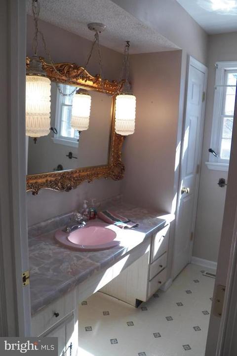 78 Lizzie Mills Rd, Castleton, VA 22716 photo 13