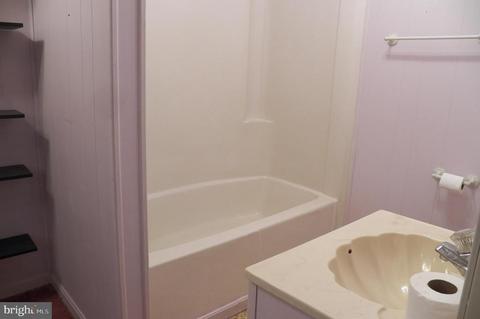 78 Lizzie Mills Rd, Castleton, VA 22716 photo 33