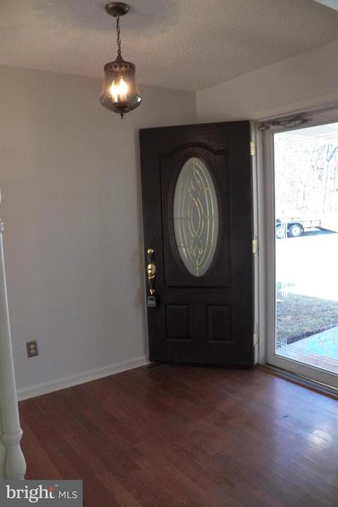 78 Lizzie Mills Rd, Castleton, VA 22716 photo 2