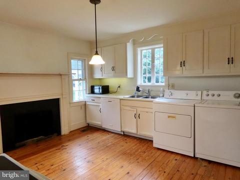 262 Main St, Washington, VA 22747 photo 10