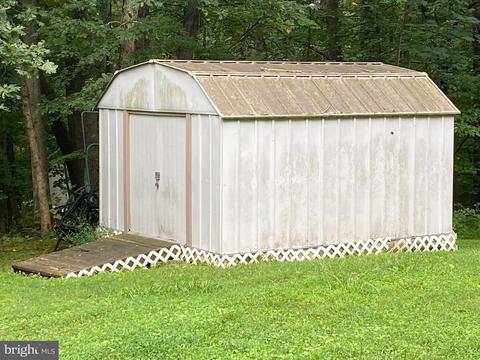 41 Comptons Rd, Castleton, VA 22716 photo 24