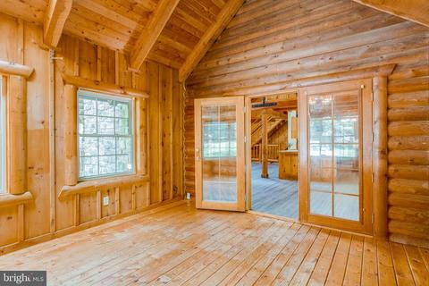 42 Blossom Lake Ln, Castleton, VA 22716 photo 18
