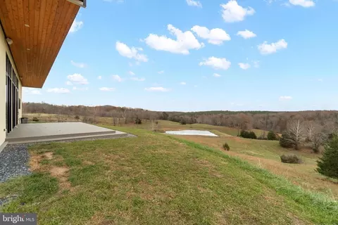 226 Lizzie Mills Rd, Castleton, VA 22716 photo 22