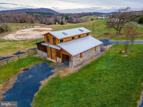 226 Lizzie Mills Rd, Castleton, VA 22716 photo 16