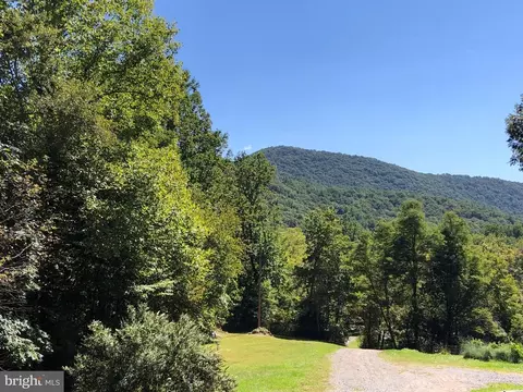 16 Pointer Ridge Ln, Washington, VA photo 34