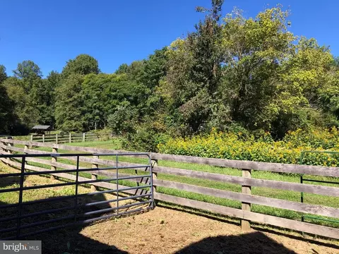 16 Pointer Ridge Ln, Washington, VA photo 38
