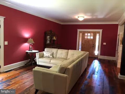 16 Pointer Ridge Ln, Washington, VA photo 12