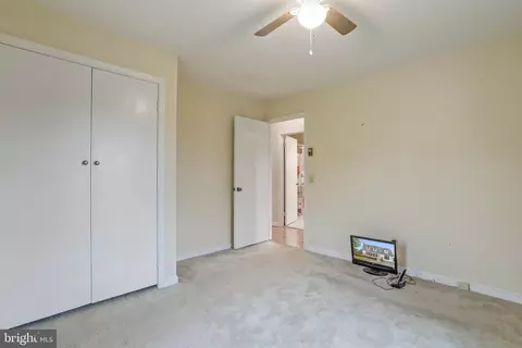 663 Aaron Mountain Rd, Castleton, VA 22716 photo 10