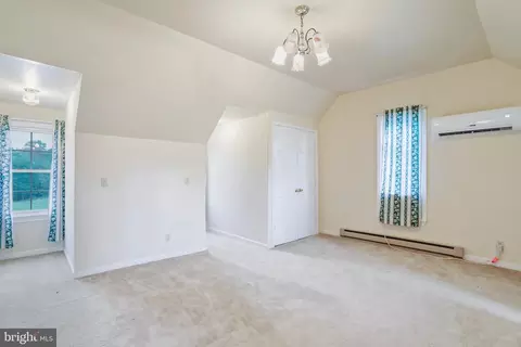 663 Aaron Mountain Rd, Castleton, VA 22716 photo 16