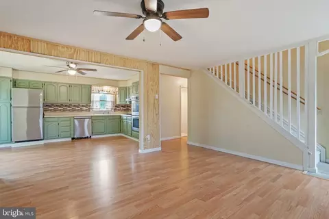663 Aaron Mountain Rd, Castleton, VA 22716 photo 7