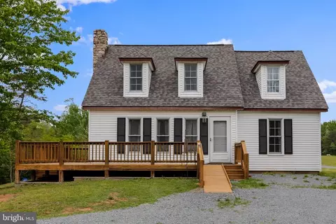 663 Aaron Mountain Rd, Castleton, VA 22716 photo 3