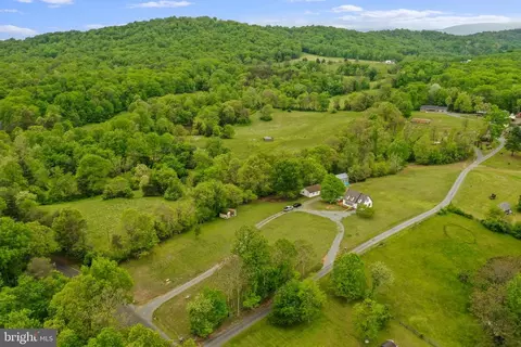 663 Aaron Mountain Rd, Castleton, VA 22716 photo 37