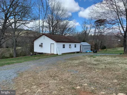 663 Aaron Mountain Rd, Castleton, VA 22716 photo 40